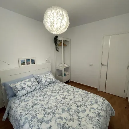 Beautiful 3 Bd. In Centre