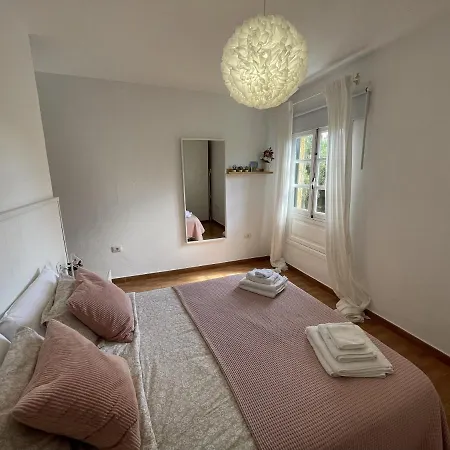 Beautiful 3 Bd. In Centre * La Laguna (Tenerife)