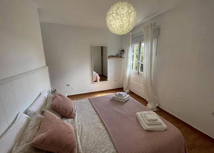 Beautiful 3 Bd. In Centre * La Laguna (Tenerife)